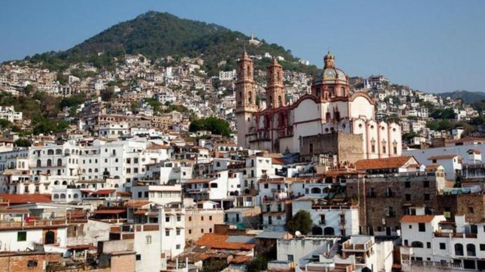 En Taxco se reportó la privación de la libertad de 12 trabajadores del municipio de Taxco.