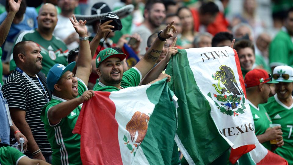 Un grupo de 50 aficionados mexicanos se quedó sin ir al Mundial al ser víctima de fraude.