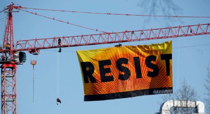 Ecologistas protestan contra Trump en cercanías de la Casa Blanca
