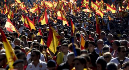 Rajoy propone cesar al gobierno catalán y hacer elecciones antes de seis meses