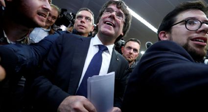 Carles Puigdemont se entrega a la policía belga