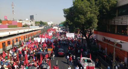 Integrantes del Frente Popular Francisco Villa marchan a Segob