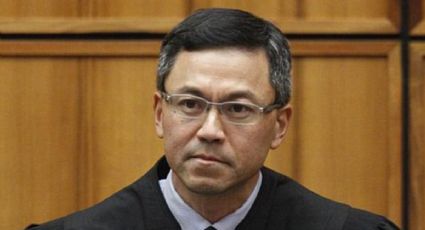 Juez de Hawaii extiende indefinidamente bloqueo al veto migratorio de Trump