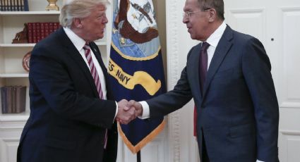 Trump pide a Lavrov que Rusia controle a Irán y Siria 