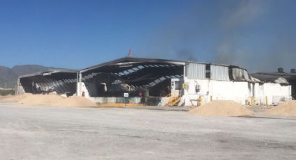 Profepa controla incendio en empresa de residuos industriales en Coahuila