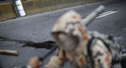Se enfrentan opositores y seguidores de Maduro en varias ciudades de Venezuela