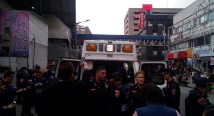 Trifulca con ambulantes deja dos policías bancarios lesionados