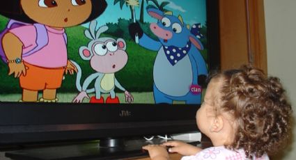 Padres no controlan lo que los niños ven en televisión: IFT