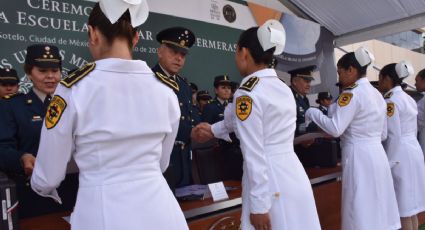 Se gradúan nuevas enfermeras militares en la era de la Reforma Educativa