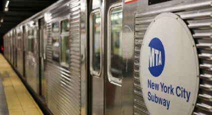 Alcalde de NYC propone aumentar impuestos a los ricos para mejorar el metro