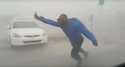 Un hombre arriesga su vida en Florida para estudiar 'Irma'