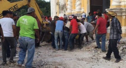 Familia muere tras derrumbe de iglesia en Puebla tras sismo 