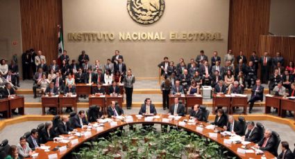 INE perfila revertir prohibición de 'chapulineo' en el PRI