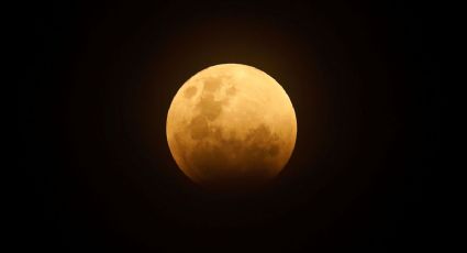 Eclipse lunar, visible de manera parcial en México (VIDEO) 