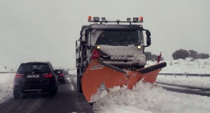 Carreteras cortadas y miles atrapados por gran nevada en España (FOTOS)