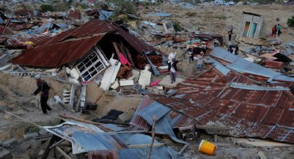 Sube a mil 203 el número de muertos por sismo y tsunami en Indonesia (VIDEO)