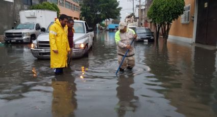Mujer muere ahogada en su vehículo tras intensas lluvias en Temixco