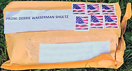 Hallan nuevo paquete sospechoso en oficina postal de EEUU (VIDEO)