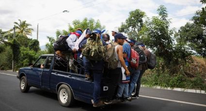 Miles de salvadoreños parten en segunda caravana rumbo a EU (FOTOS)