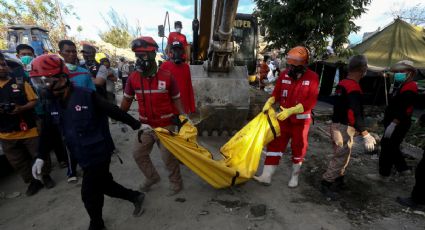 Elevan a mil 948 la cifra de muertos por sismo y tsunami en Indonesia (VIDEO)