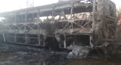 Incendio de autobús deja al menos 42 muertos en Zimbabue