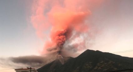Volcán de fuego incrementa erupciones en Guatemala (VIDEO)