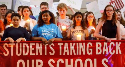 Estudiantes de Florida piden prohibición de armas a legisladores