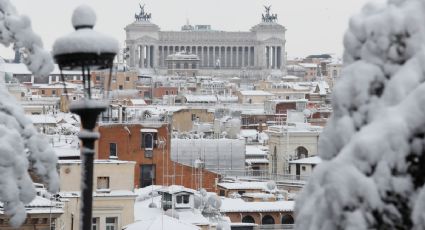 Frío y nieve dejan al menos 10 muertos en Europa (VIDEO)