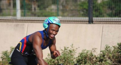 Sujetos intentan cortarle las piernas con una sierra a triatleta sudafricano 