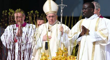 Papa Francisco defiende a inmigrantes en su tercera exhortación