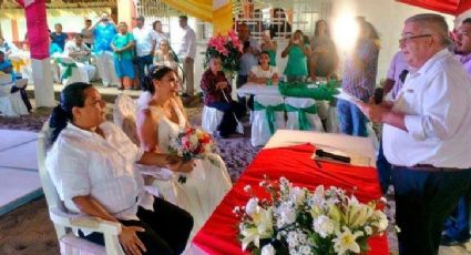 Celebran la primera boda entre dos mujeres en Oaxaca 