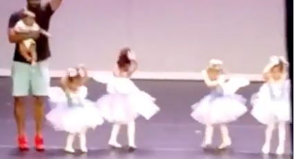 Papá sube a bailar ballet con su hija, después de que entrara en pánico (VIDEO) 