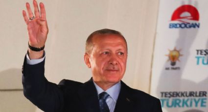 Erdogan celebra victoria en reelección presidencial (VIDEO)