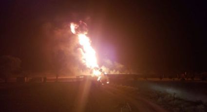 Por toma clandestina, arde ducto de Pemex en Jalisco