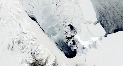 El iceberg más grande en la Antártida llega a su fin (VIDEO)