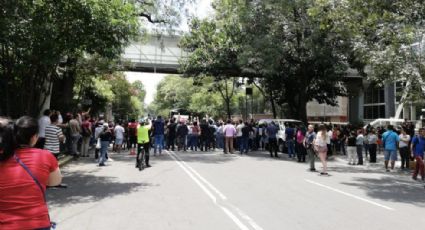 Circulación en Avenida Coyoacán, afectada por manifestantes (VIDEO)
