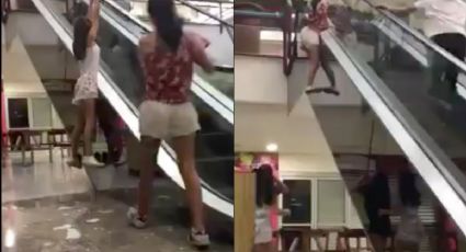 Por jugar, niña se cae de escaleras eléctricas en Monterrey (VIDEO)