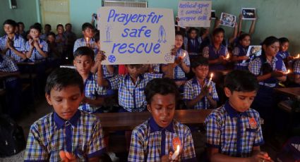 Rescatan a cuatro niños más en cueva inundada de Tailandia (VIDEO)