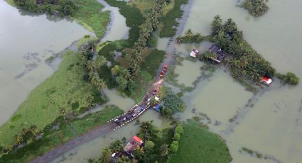Sube a 370 el número de muertos por inundaciones en la India