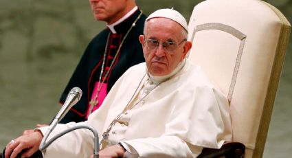 Poder y dinero, tentaciones que esclavizan al hombre: Papa Francisco