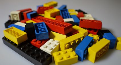 Lego; 61 años de estimular la imaginación de niños y adultos
