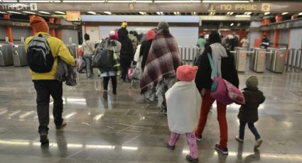 Migrantes emprenden camino de la CDMX hacia EEUU