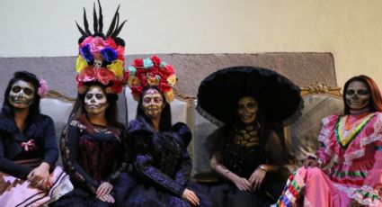 Presenta Gobierno capitalino cartelera cultural de Día de Muertos