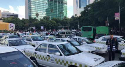 Taxistas colapsan vialidades en CDMX