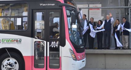Del Mazo pone en operación más unidades de transporte rosa del Mexibús