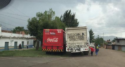 Pese acuerdo, normalistas de Tiripetío secuestran camiones