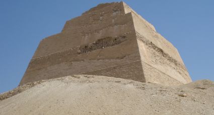 Encuentran los restos de una niña de 13 años cerca de la  pirámide de Meidum