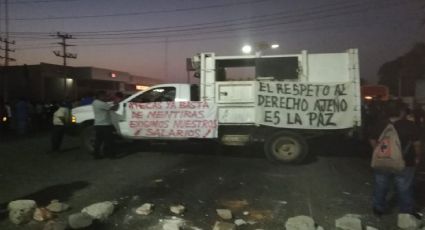 Trabajadores bloquean carretera en el Istmo; exigen al Ayuntamiento pago de salarios