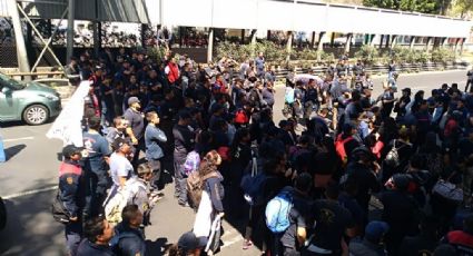 Bomberos bloquean San Antonio Abad para pedir pago de salarios