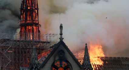 Notre Dame se une a las catedrales destruidas por incendios (VIDEO)